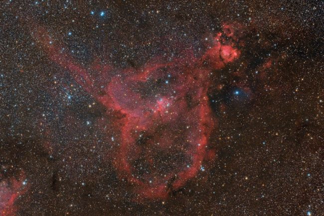 IC 1805 – Nébuleuse du Cœur